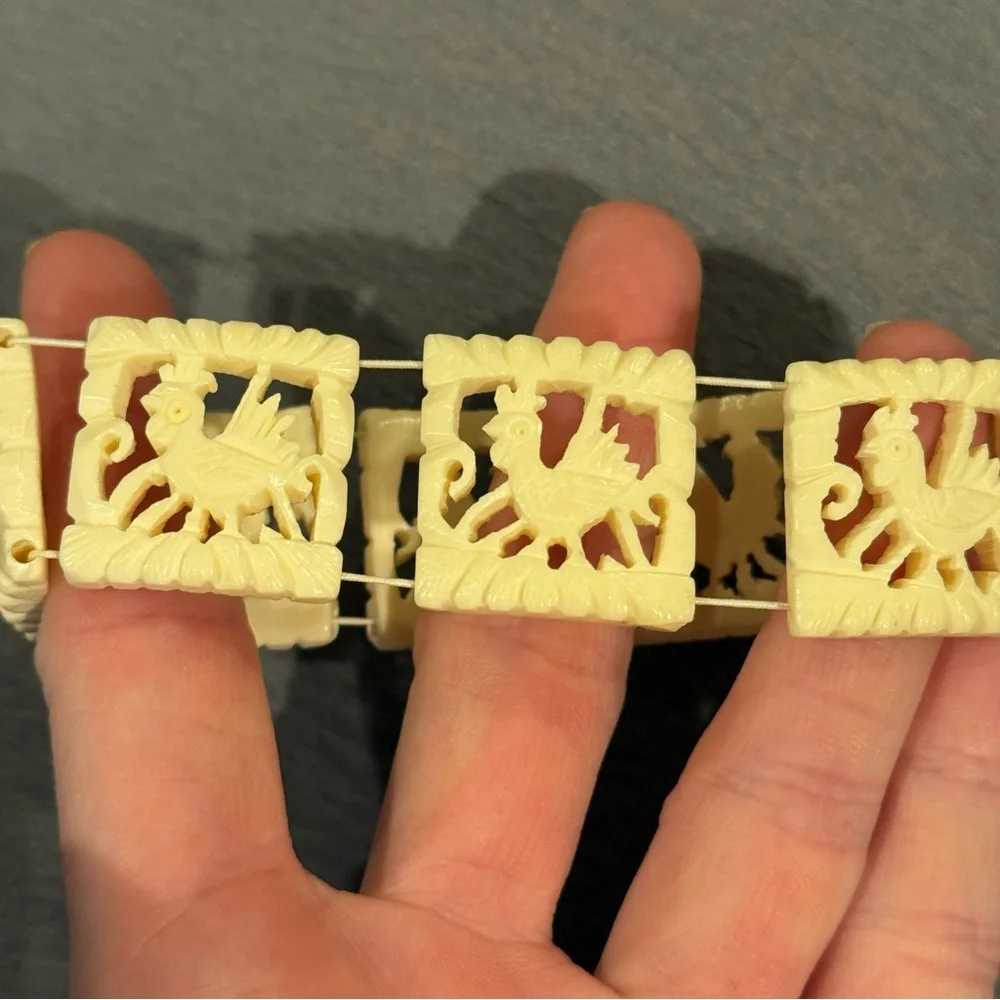 Vtg Carved Bone Rooster Bracelet - Picture 4 of 16